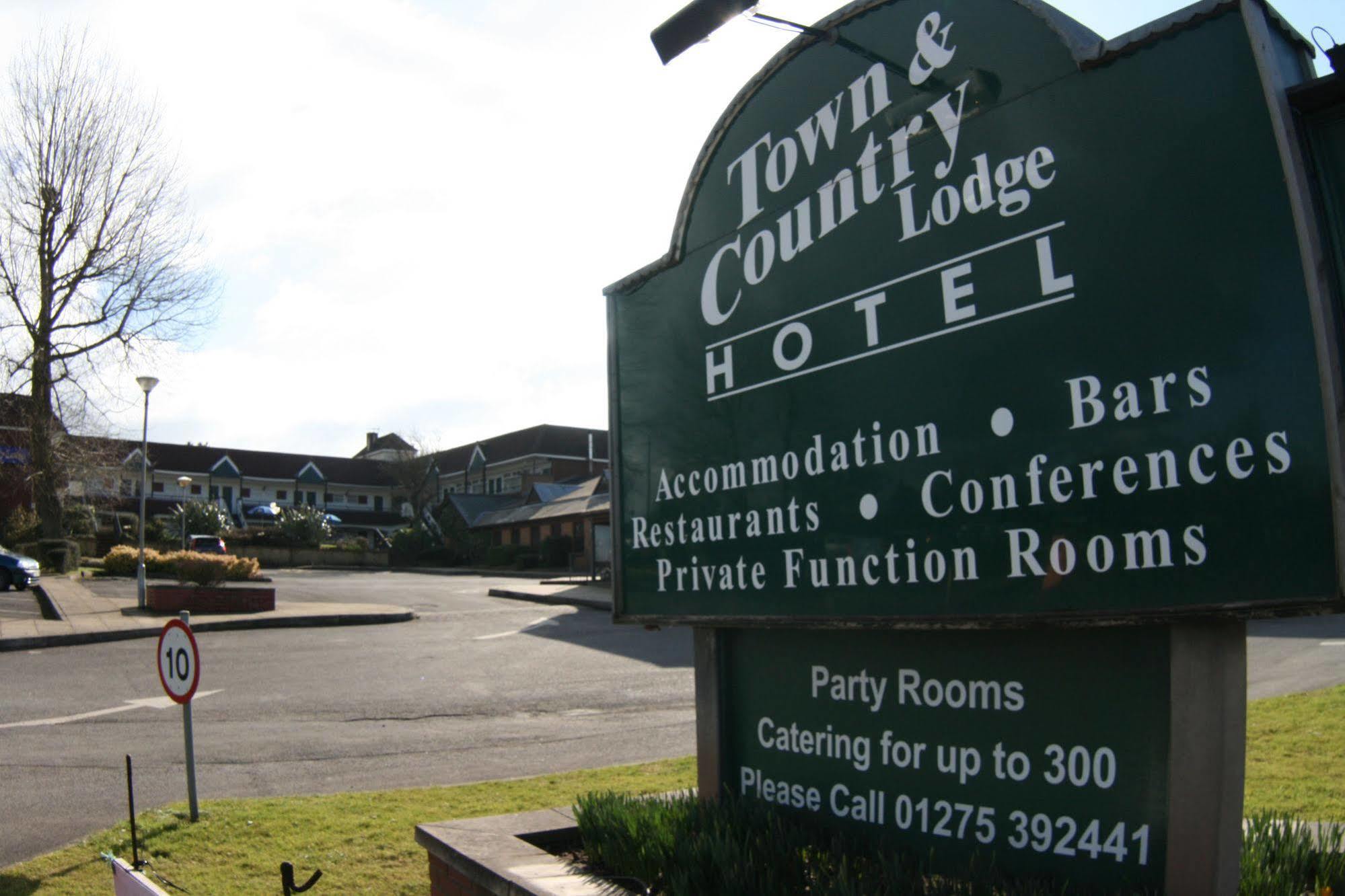 The Town & Country Lodge Dundry Esterno foto