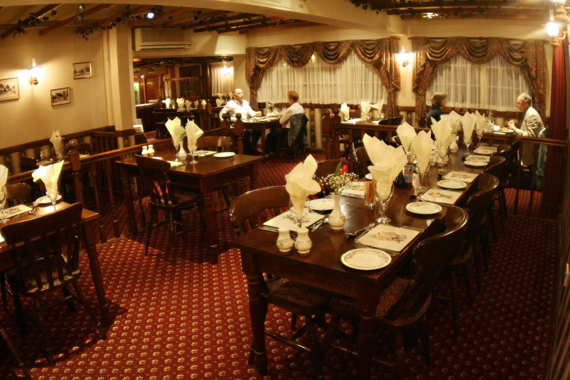 The Town & Country Lodge Dundry Esterno foto